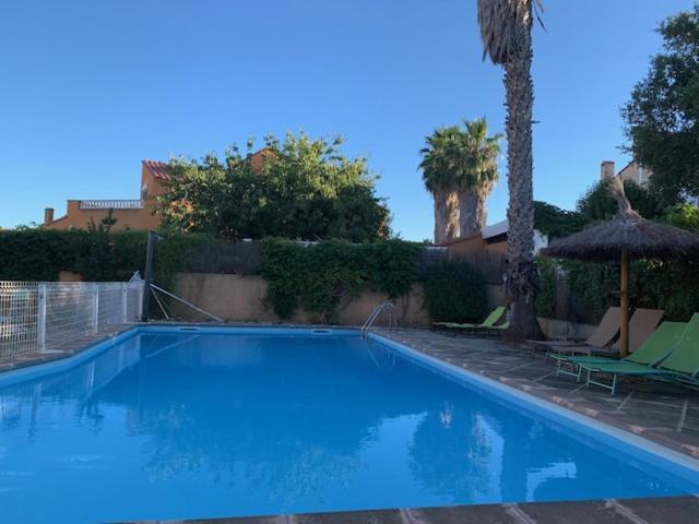 Belle Villa Avec Piscine Sainte-Marie-la-Mer Exteriör bild